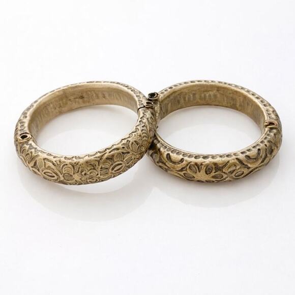 Handmade Dokra Tribal Bangles Set of 2Hinged BrassIndia